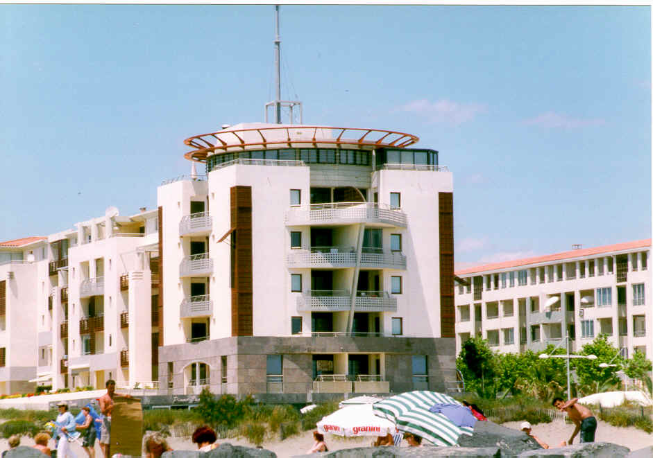 Residence Cap d'Agde small.bmp (1867742 bytes)